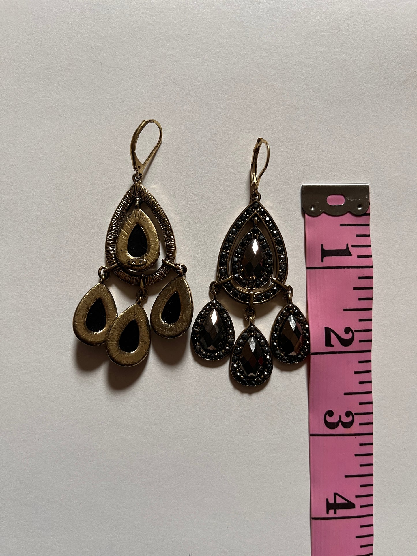 Vintage Nancy & Rise NY Black Stones and Bronze Tones Earrings