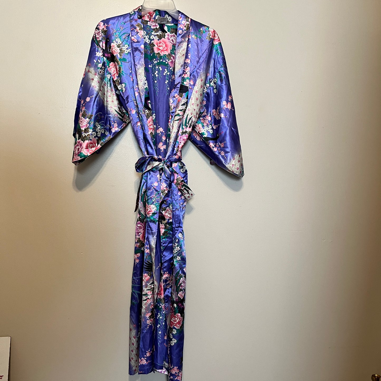 Beautiful Vintage Purple Cotton Kimono Floral All Over Print Japan 50 Authentic