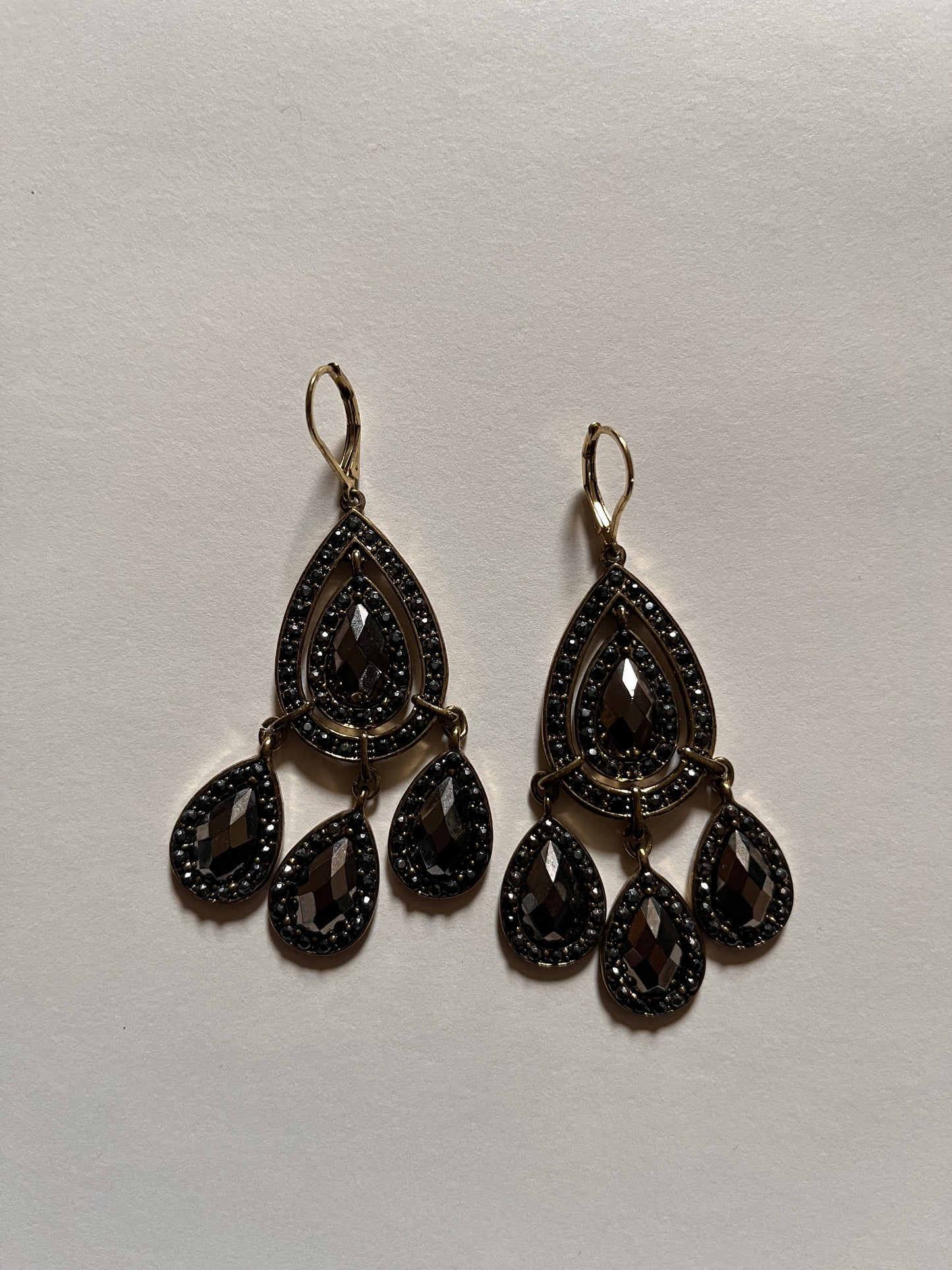 Vintage Nancy & Rise NY Black Stones and Bronze Tones Earrings